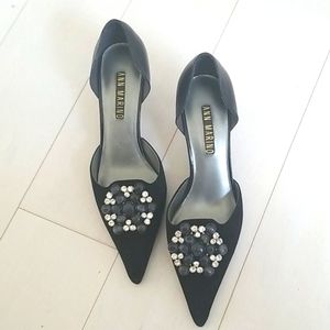 Pretty dressy heels NWOT